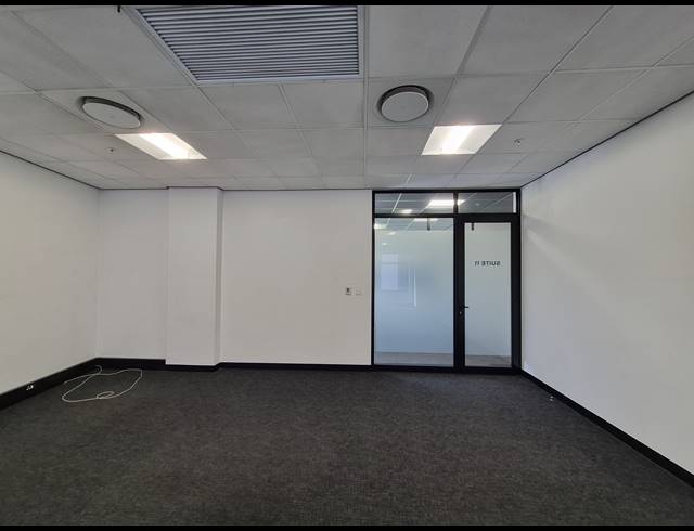70M² OFFICE TO LET IN GLENADRIENNE